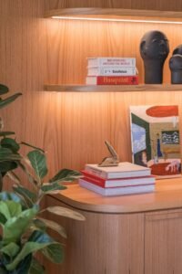 Best minimalist decor figures for a home office